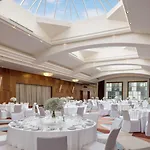 Doubletree By Hilton Отель 4*