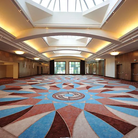 Doubletree By Hilton Pressburg