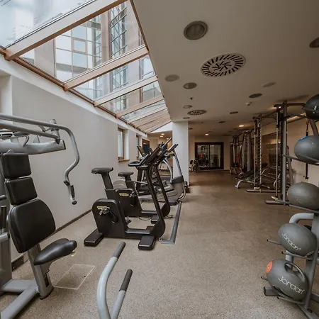 Doubletree By Hilton Pressburg