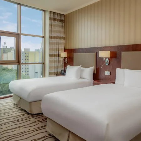 Doubletree By Hilton Отель