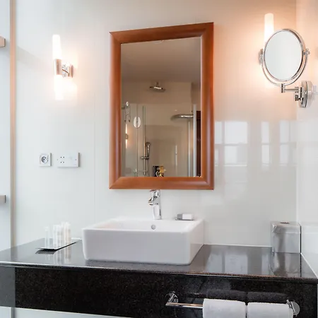 Doubletree By Hilton 4* Братислава