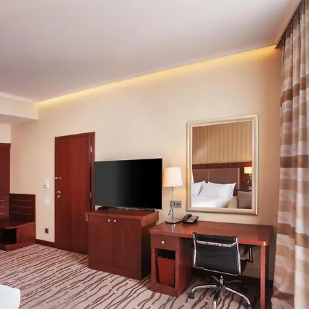 Отель Doubletree By Hilton