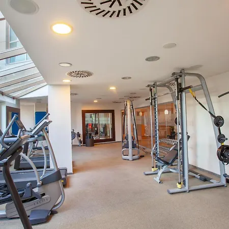 Doubletree By Hilton Отель 4*
