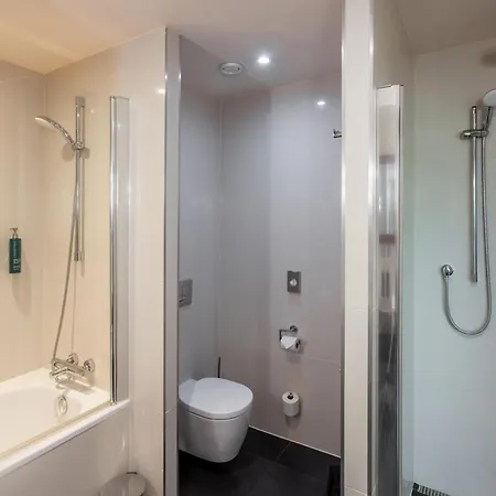 Отель Doubletree By Hilton 4*