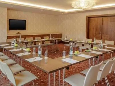 Doubletree By Hilton Hotell