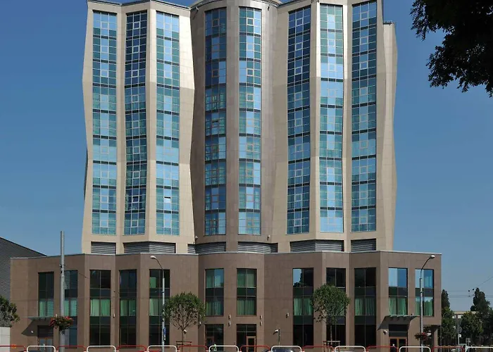 Doubletree By Hilton Hotel