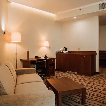 Doubletree By Hilton Готель 4*