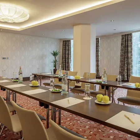 Doubletree By Hilton Hotel Pressburg