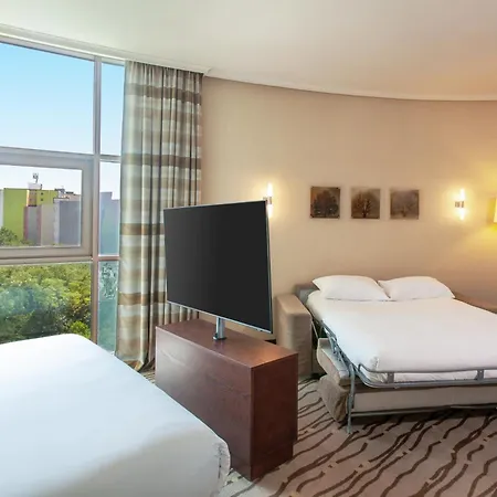 Doubletree By Hilton Hotel